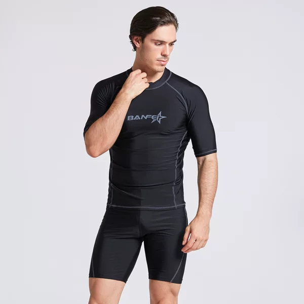 Single top [thousand pieces per month] quick-drying men's short-sleeved top diving swimming suit coach clothing surfing suit