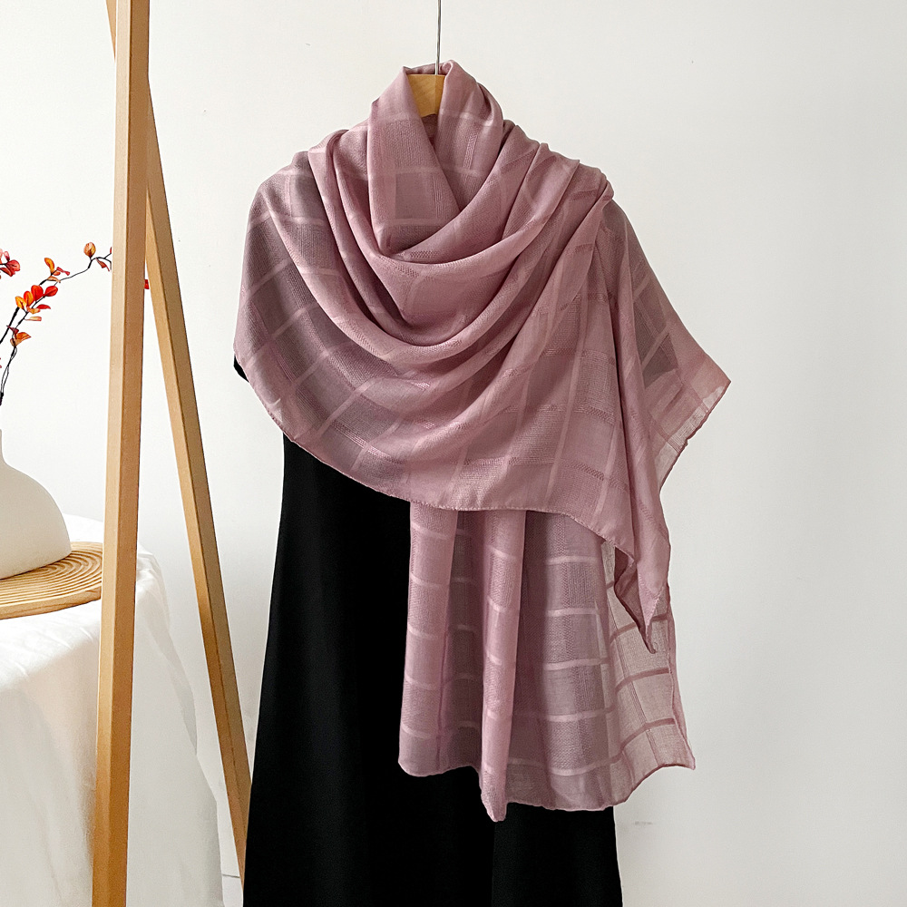 Femmes Rétro Style Simple Couleur Unie Polyester Écharpe En Soie display picture 22