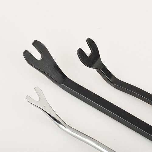 Car door panel staple remover, clip door panel removal tool, claw nail remover, interior panel tool, rubber buckle driver