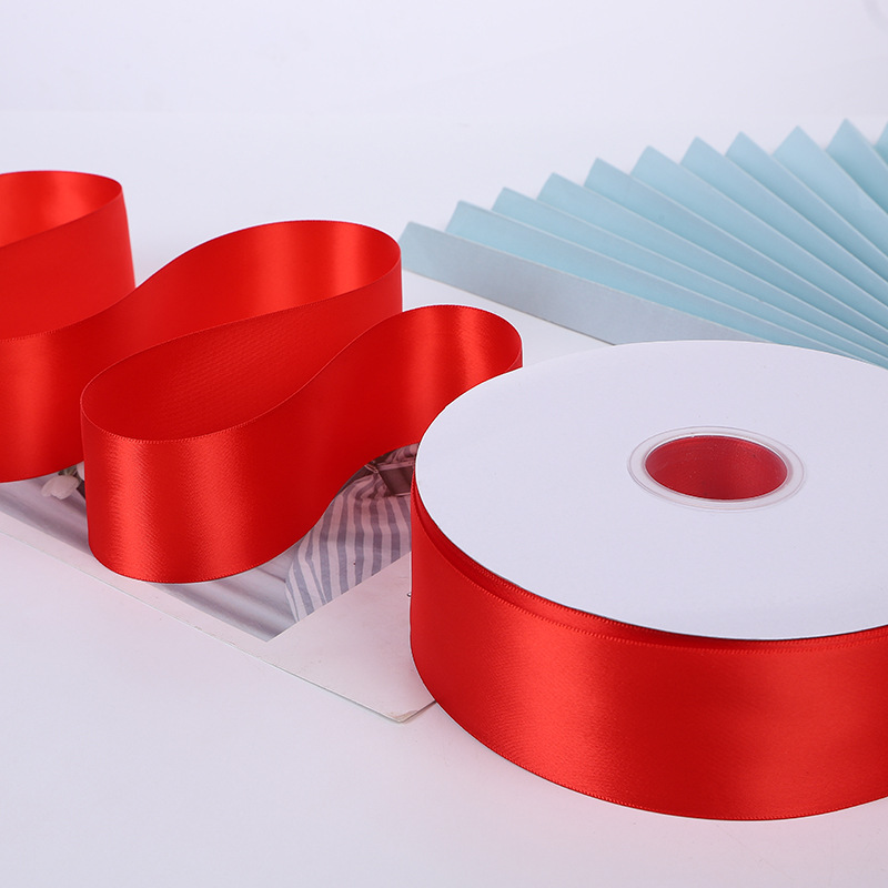 Suministro directo de fábrica cinta de poliéster encriptada de doble cara cinta roja boda festiva caja de dulces cinta de embalaje de regalo al por mayor