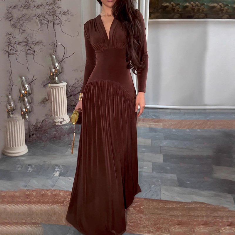 Cross-Border European and American Foreign Trade Women's Velvet Deep V Elegant Sexy Retro Waist Long-Sleeved Long Skirt Pleated Fashion High