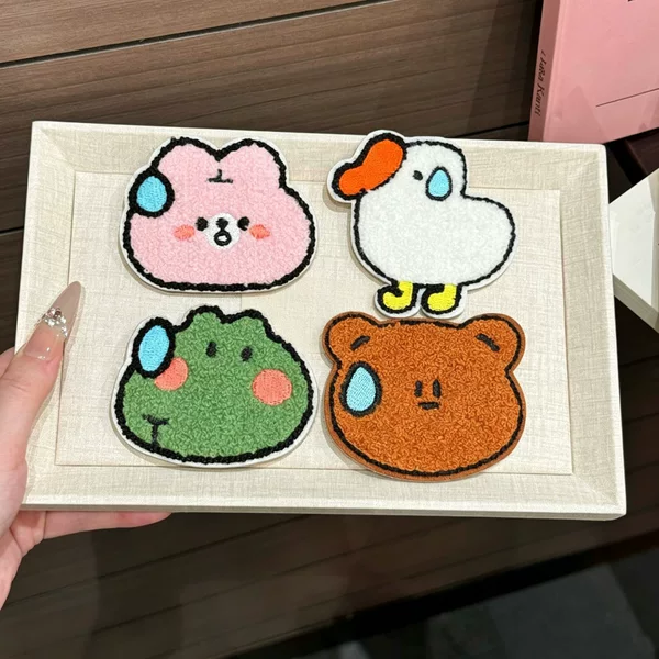 Cute Embroidered Bear and Frog Hair Clips with Magic Tape, Seamless Hair Organizer, Sweet Hair Accessory