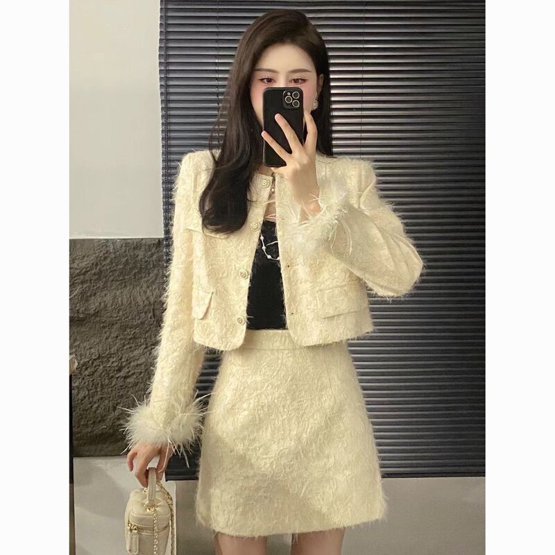 White Duck down Lining, Real Ostrich Feather Elegant Lady's Small Fragrant Style Jacket and Skirt Two-Piece down Jacket Suit