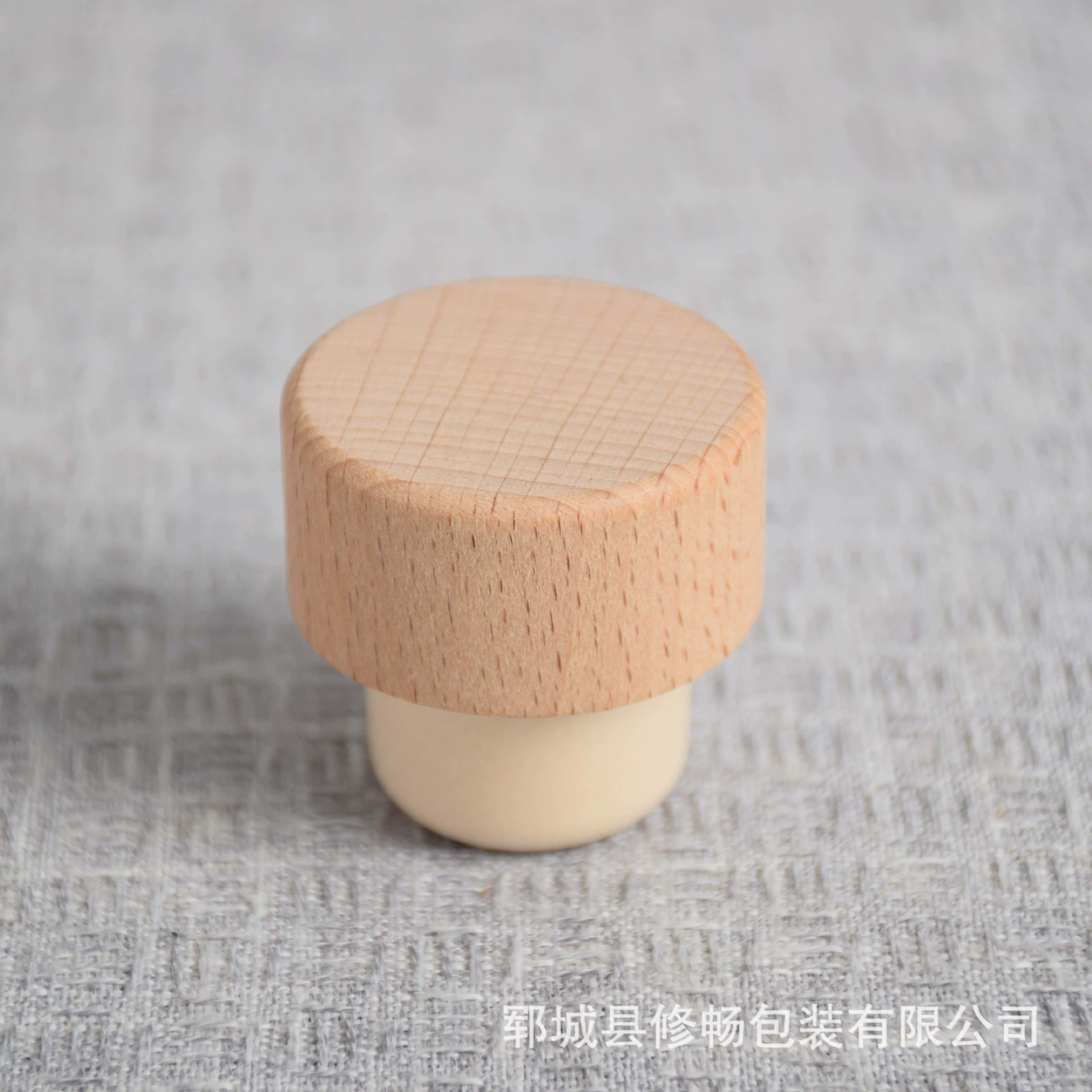 Red wine plug polymer cork beech T-shaped cork wine bottle plug foreign wine bottle seal plug