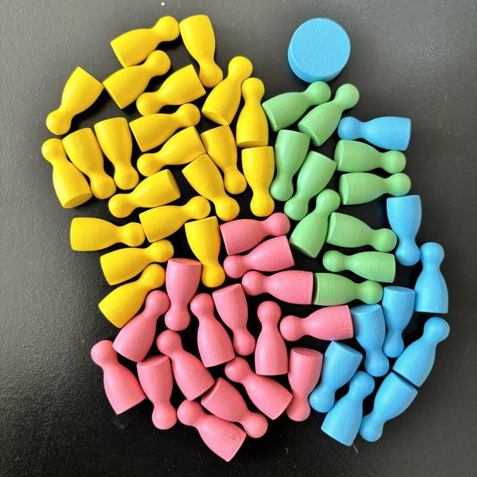 Wooden Chess Piece suit Humanoid Chess Piece Board Game Accessories Checkers Flying Snake Go Piece Gobang Round Piece