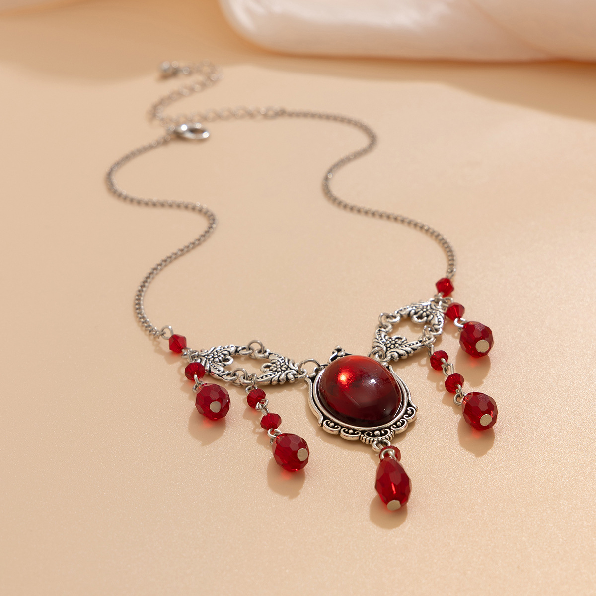 Collier à pampilles tendance en cristal et goutte de sang, chaîne de clavicule en alliage de qualité supérieure pour Halloween_voghion.com