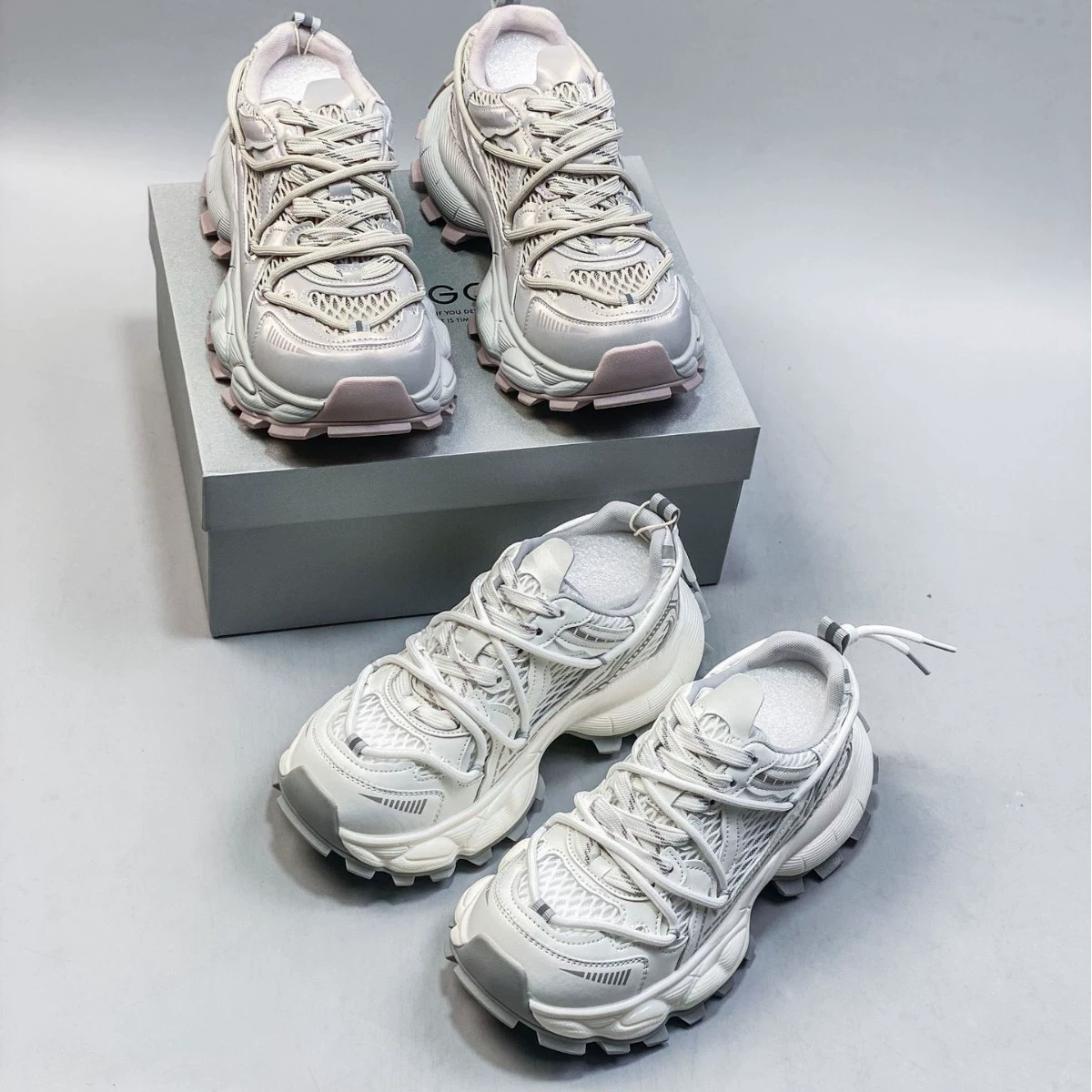 25 новых женских повседневных модных кроссовок GGC Galaxy с перекрестными серебряными рогами на толстой подошве, увеличивающие рост