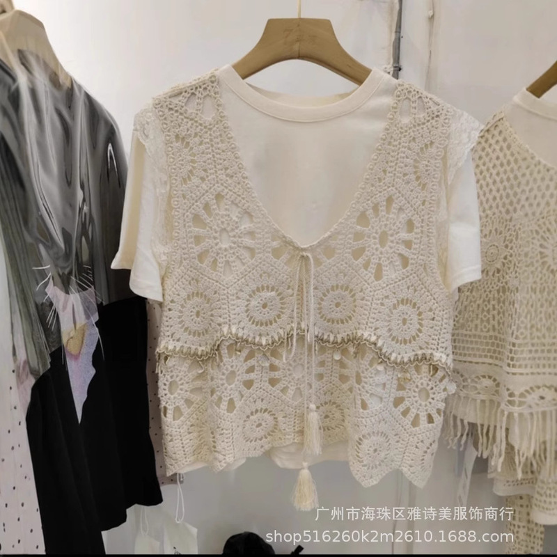 French Style Elegant Lace Crocheted Knitted Vest Women's New Arrival Sequin Shell Hollow Loose Sleeveless Trendy Outer Wear Top