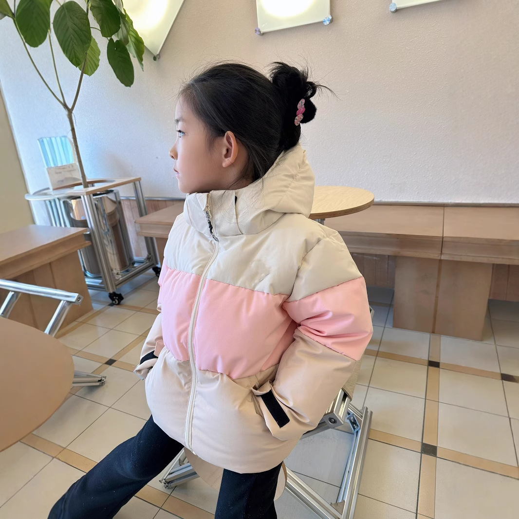2024AW 가을과 겨울 어린이 새로운 색상 일치하는 스키 의류 방풍과 따뜻한