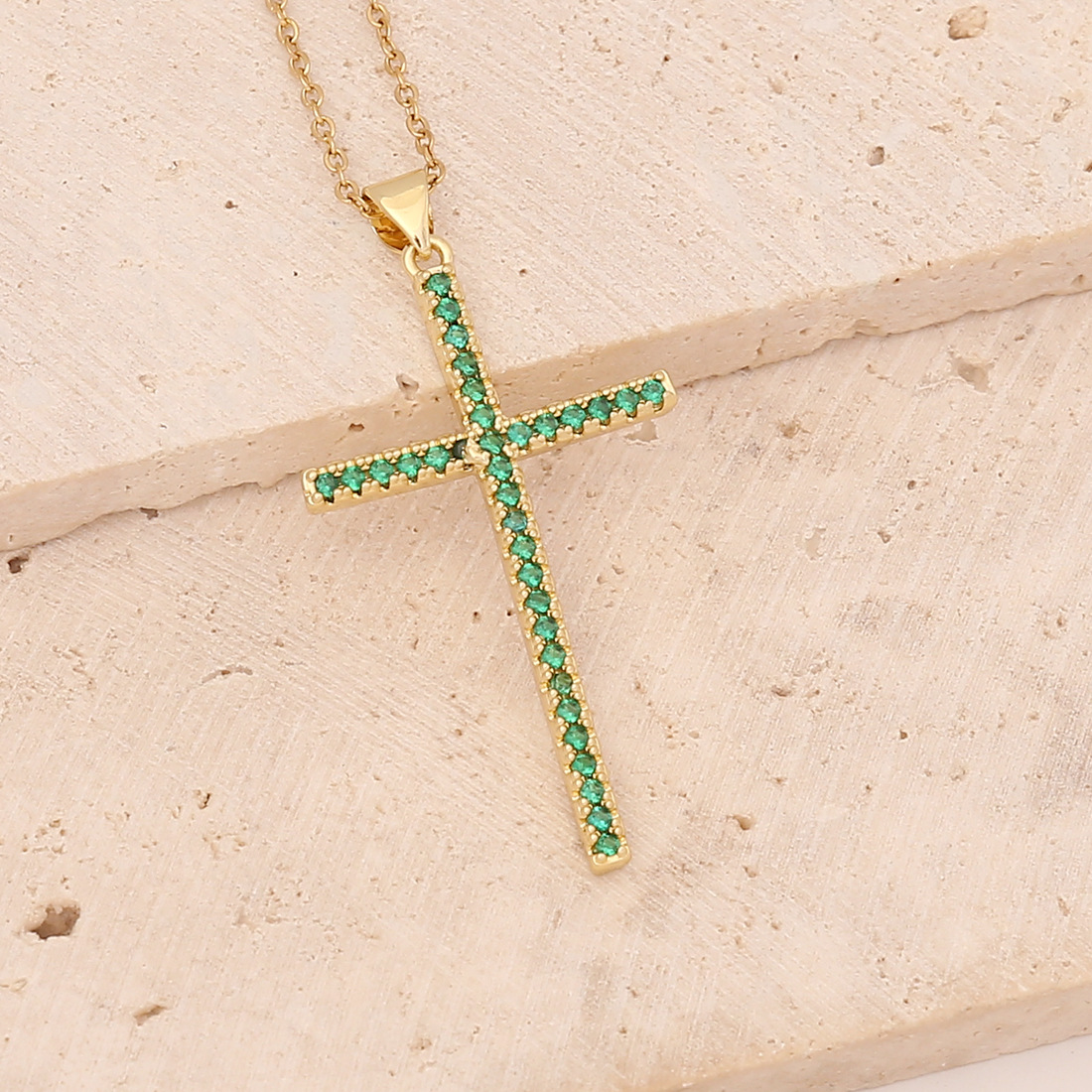 Simple Style Cross Copper Plating Zircon Pendant Necklace 1 Piece