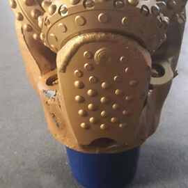 133mm三牙轮钻头 IADC637球齿牙轮钻头齿形图片