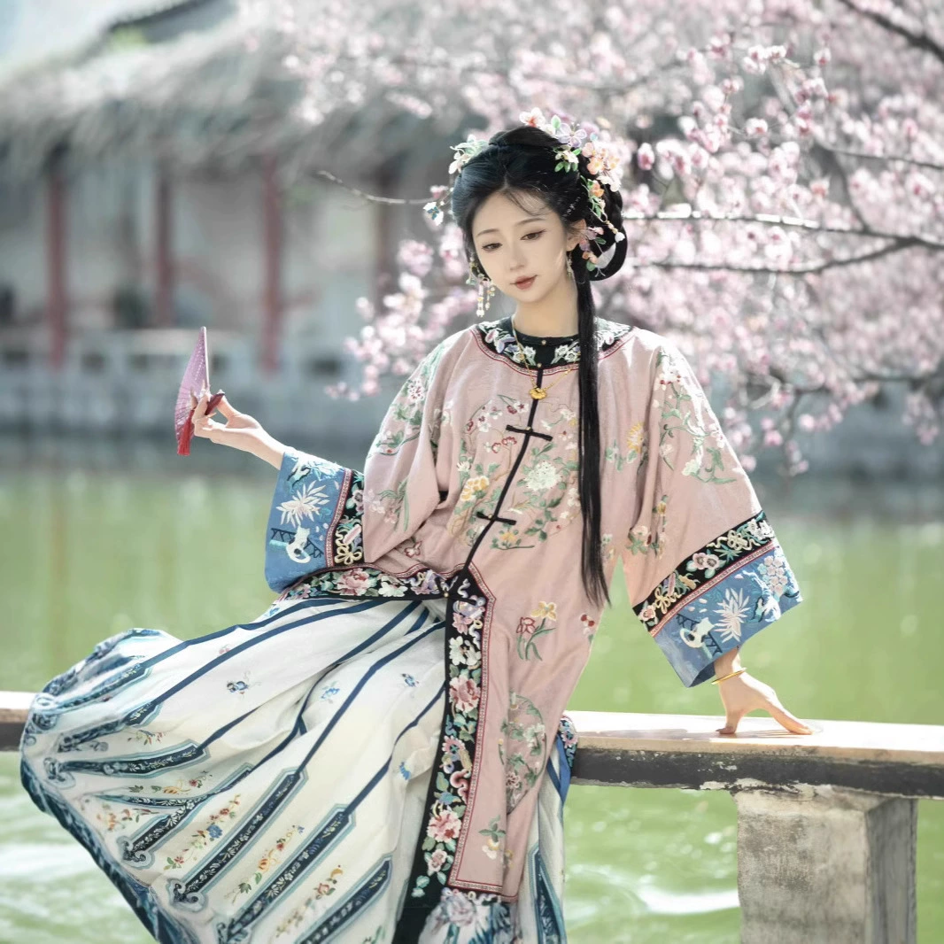 Цинханьская женская тяжелая промышленная печать династии Цин