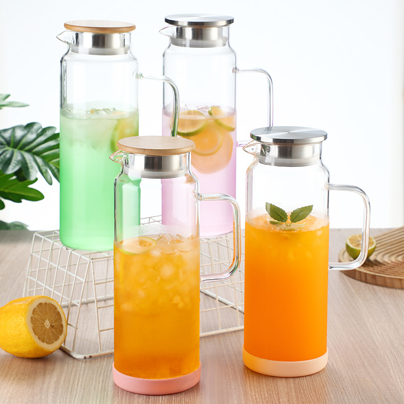 Glass capacious teapot for home use