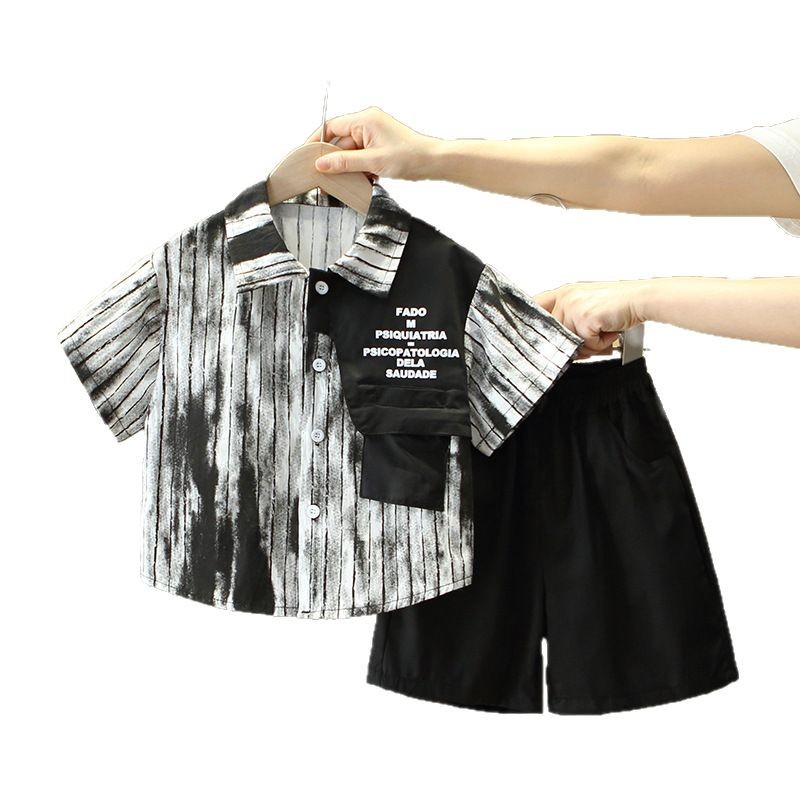 8104 Traje de camisa de manga corta para niños 2025 Nuevo estilo Ropa de verano para niños guapos Traje de dos piezas Ropa coreana para bebés Trendy