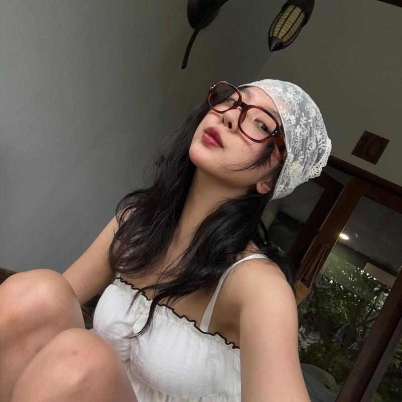 New Style Padded Bubble Cotton Sweet and Spicy Camisole for Women, Retro French-Style Floral Pure Desire Beauty Backless Bra
