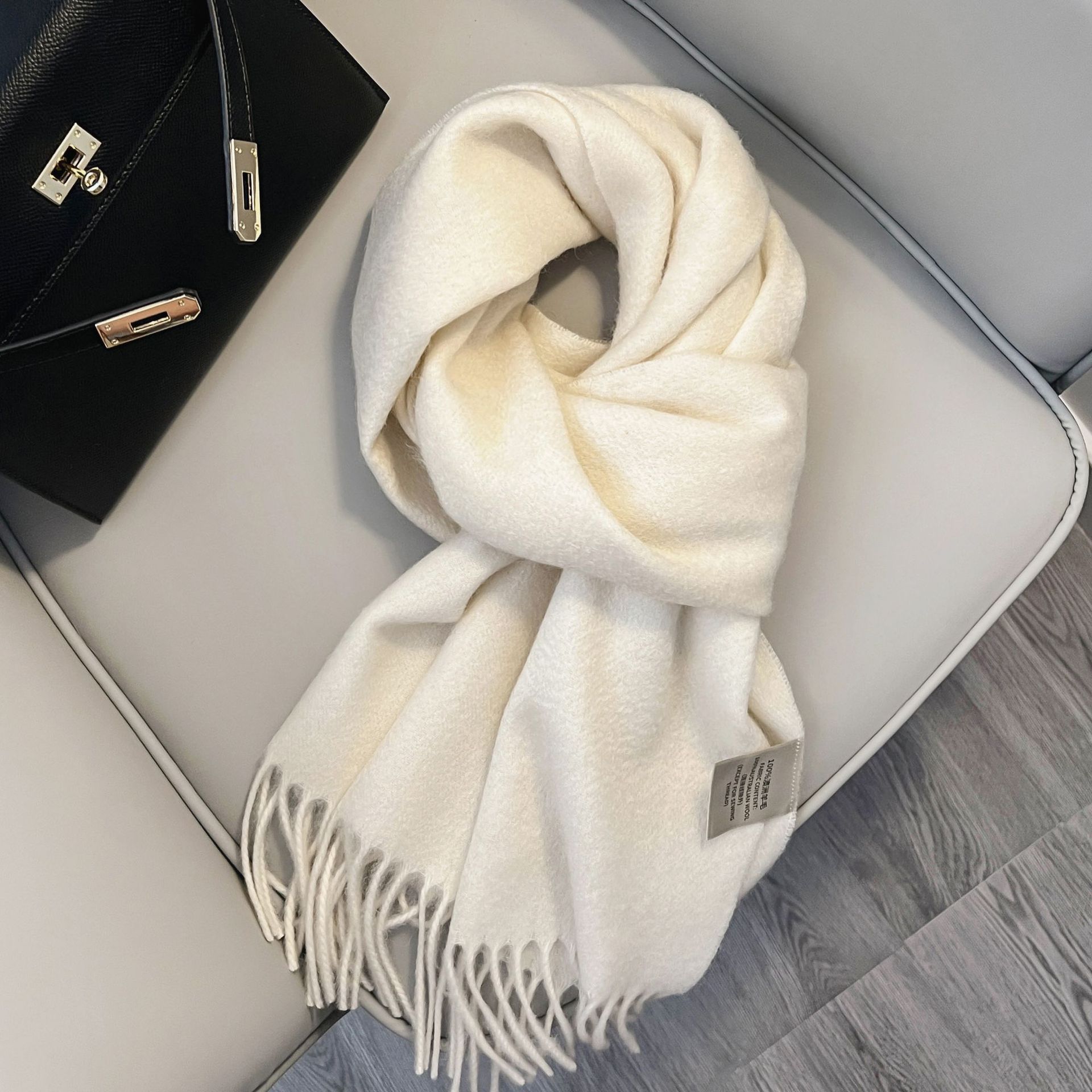 Wholesale White Pure Wool Scarf for Women Winter Student Warm Scarf New Versatile Tassel Narrow Scarf Couple Style