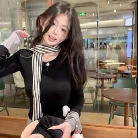 假两件撞色辣妹风德绒带围巾设计感长袖T恤女修身上衣欧货打底衫