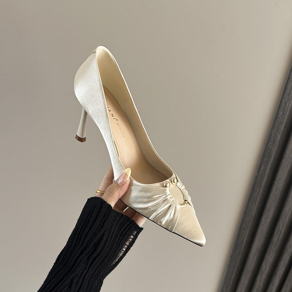 Giày cao gót nữ mũi nhọn chất liệu lụa satin nhún, gót 6–8 cm, cổ thấp — Màu be, Màu nâu, màu đen