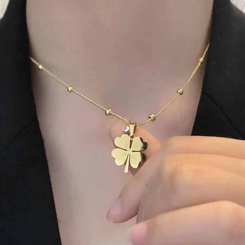 Edelstahl Kleeblatt Langkette Mit Diamanten Luxuriös Funkelnd_voghion.com
