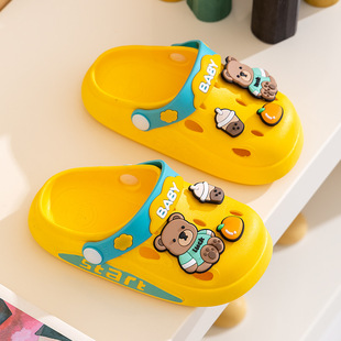 2025 New Children's Sandals Boys and Girls 3-12 Years Old Baby Bear Cute Non-Slip Baotou Two-Wear Children's Slippers