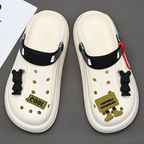 Men's Summer Outdoor Wear Cartoon Trendy Home Use Couple Anti-Slip Hole Sandals with Heel Covers for Women Students