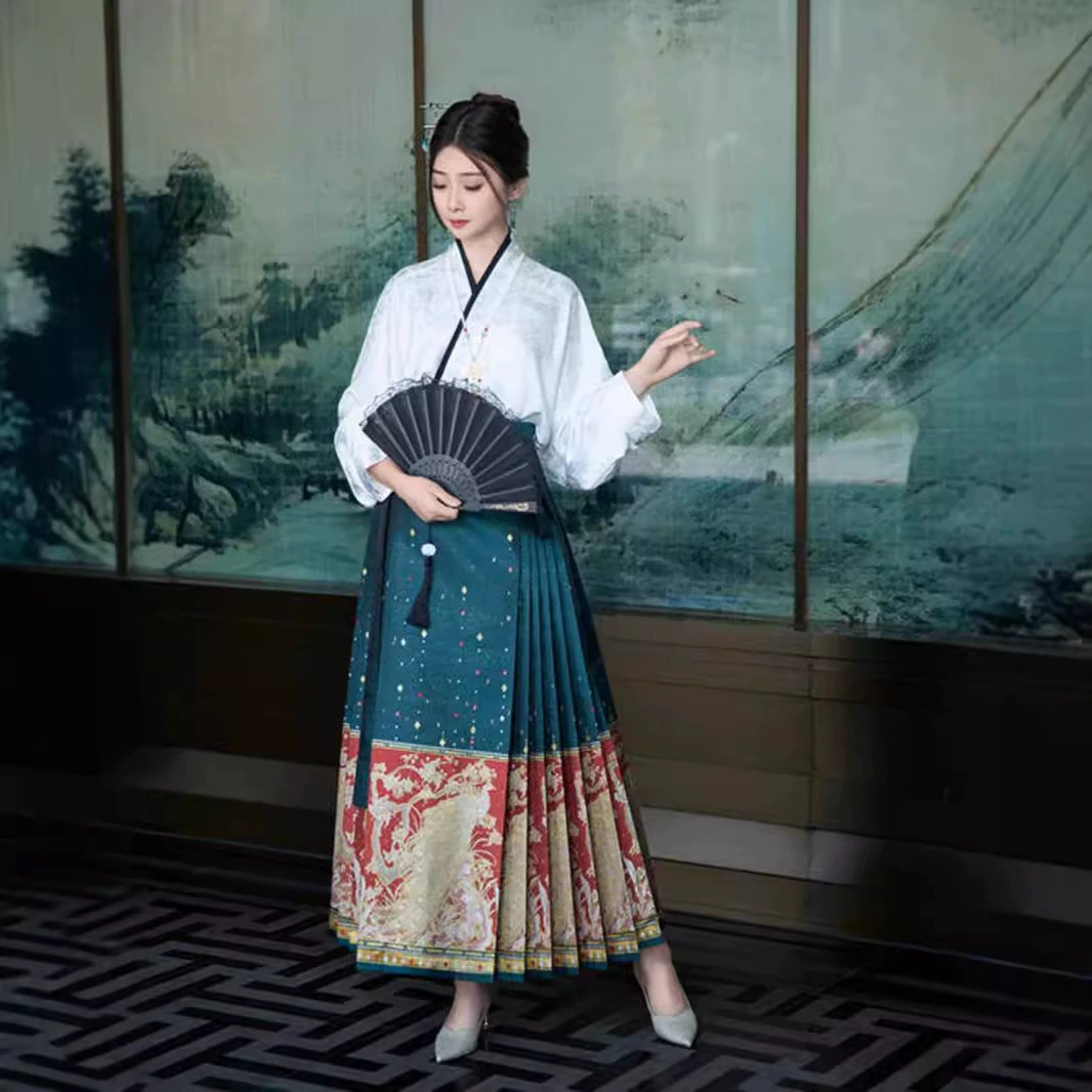 Юбка с конским лицом новый национальный стиль [Павлин] Имитационная косметика