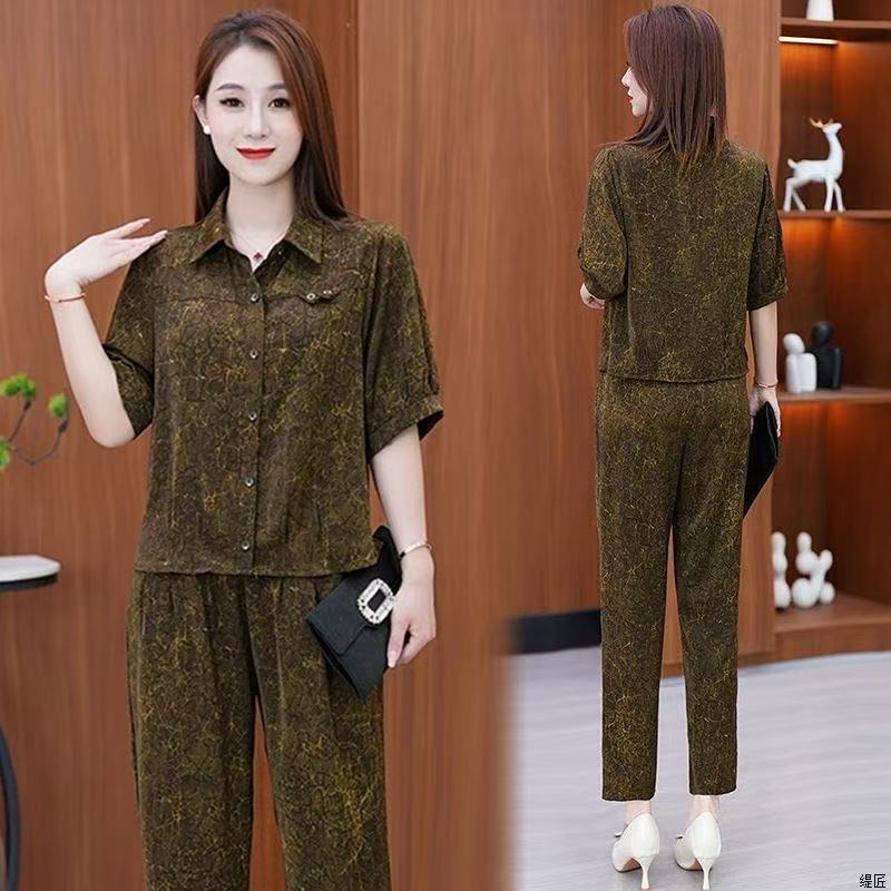 2026 Summer Fashionable and Stylish Set for Middle-Aged and Elderly Women, High-End Summer Outfit for Petite Women, Casual Slimming Two-Piece Set