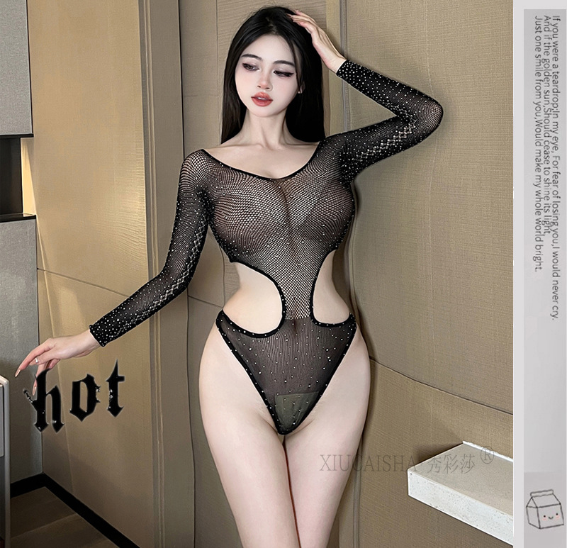Plus Size Black Lace Long-sleeve Mesh Babydoll Pajama Set with Rhinestone Detail — detail image 12
