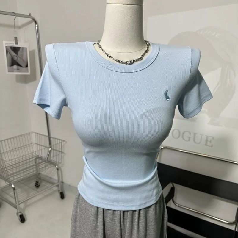 This issue of Wang fried ~ small round neck rabbit embroidery short sleeve T-shirt women's summer new slim all-match base shirt top This issue of Wang fried ~ small round neck rabbit embroidery short sleeve T-shirt women's summer new slim all-match base shirt top