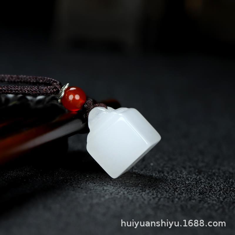 智贝详情图_25新疆金丝玉白玉水滴小花瓶吊坠玉石秤砣平安扣葫