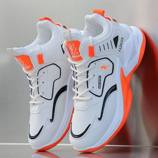 Demi-season breathable shoes