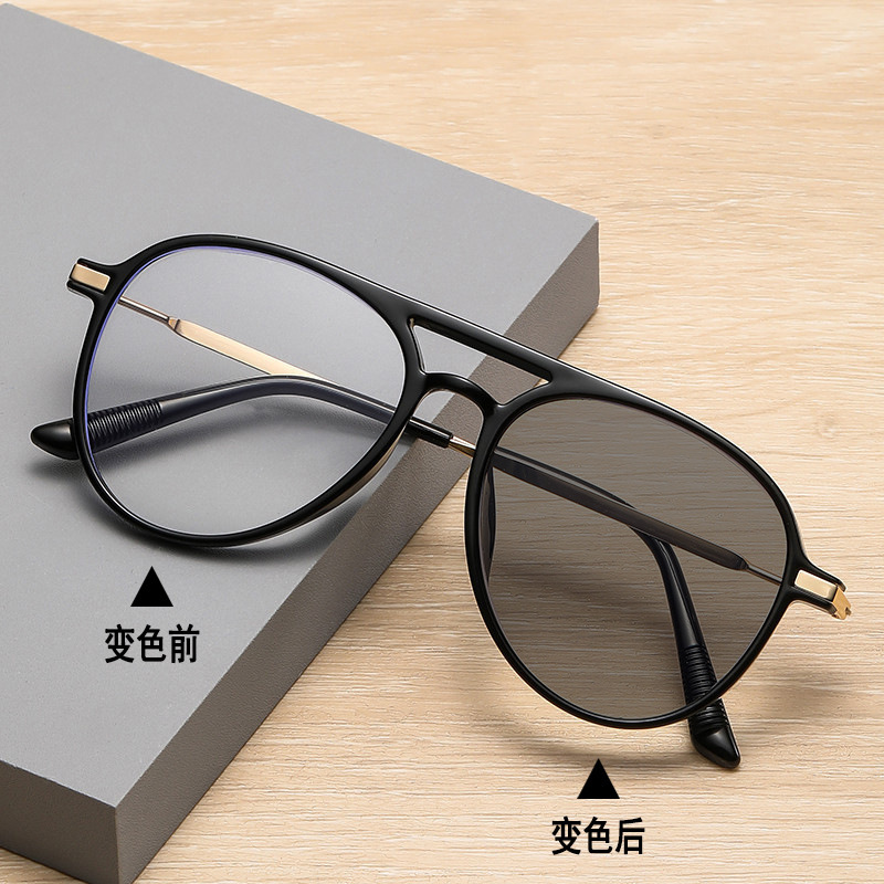 感光変色老眼鏡男ヒキガエル防青光漸進多焦点遠近両用老眼鏡ズーム花鏡|undefined