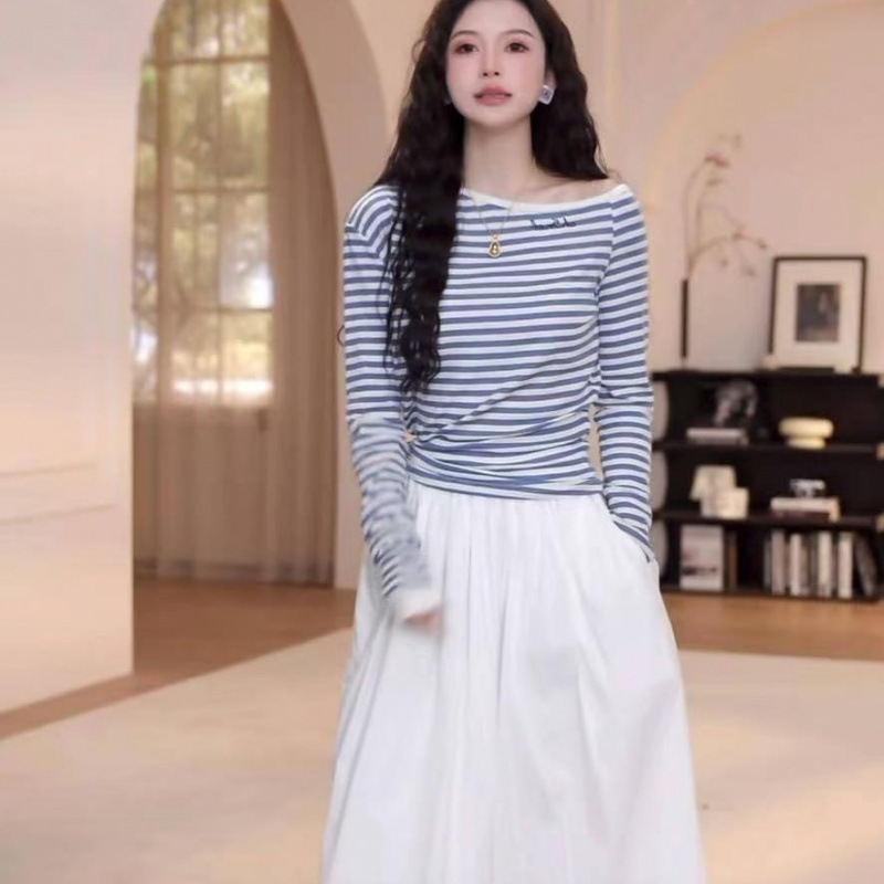 早春减龄小个子穿搭女2025年新款条纹上衣搭配休闲半身裙两件套装|undefined