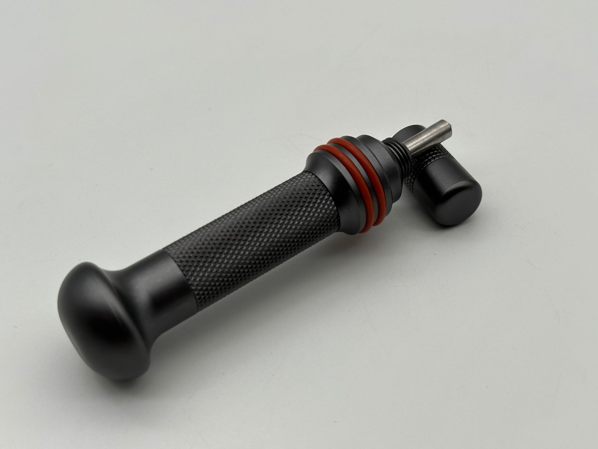 New Portable Car Window Breaker Outdoor Tungsten Steel Pin Multifunctional Car Safety Hammer Press Type