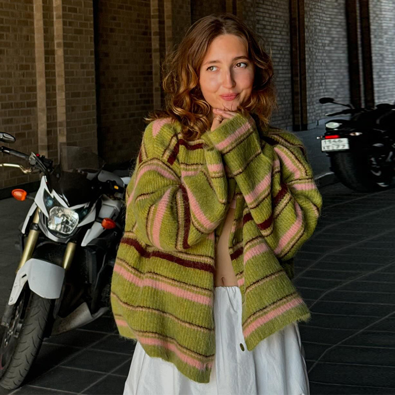 American-Style Niche Lazy Style Striped Color-Block Sweater for Women, 2026 Spring and Autumn New Couple's Knit Cardigan Top American-Style Niche Lazy Style Striped Color-Block Sweater for Women, 2026 Spring and Autumn New Couple's Knit Cardigan Top