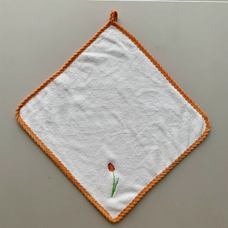 폴리에스터 산호 양털 결혼 기념품 타월 작은 신선한 작은 꽃 실 테두리 걸 수 있는 선물 타월