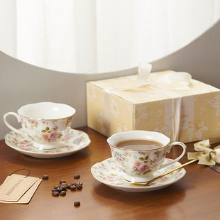 Cross-Border Light Luxury Ceramic Coffee Cup and Saucer Small Floral Pastoral Style Afternoon Tea High-Value Gold-Painted European Style Exquisite Retro