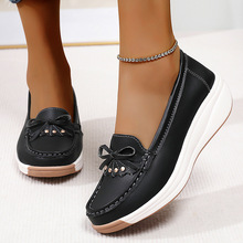 厚底妈妈鞋2024新款女单鞋一脚蹬轻便防滑松糕鞋休闲豆豆鞋女