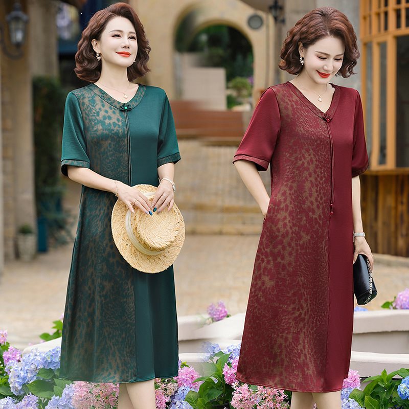 2026 New Style Elegant and Festive Dress for Mother-In-Law, Plus-Size Dress for over Fifty-Year-Old Mothers That Covers the Belly