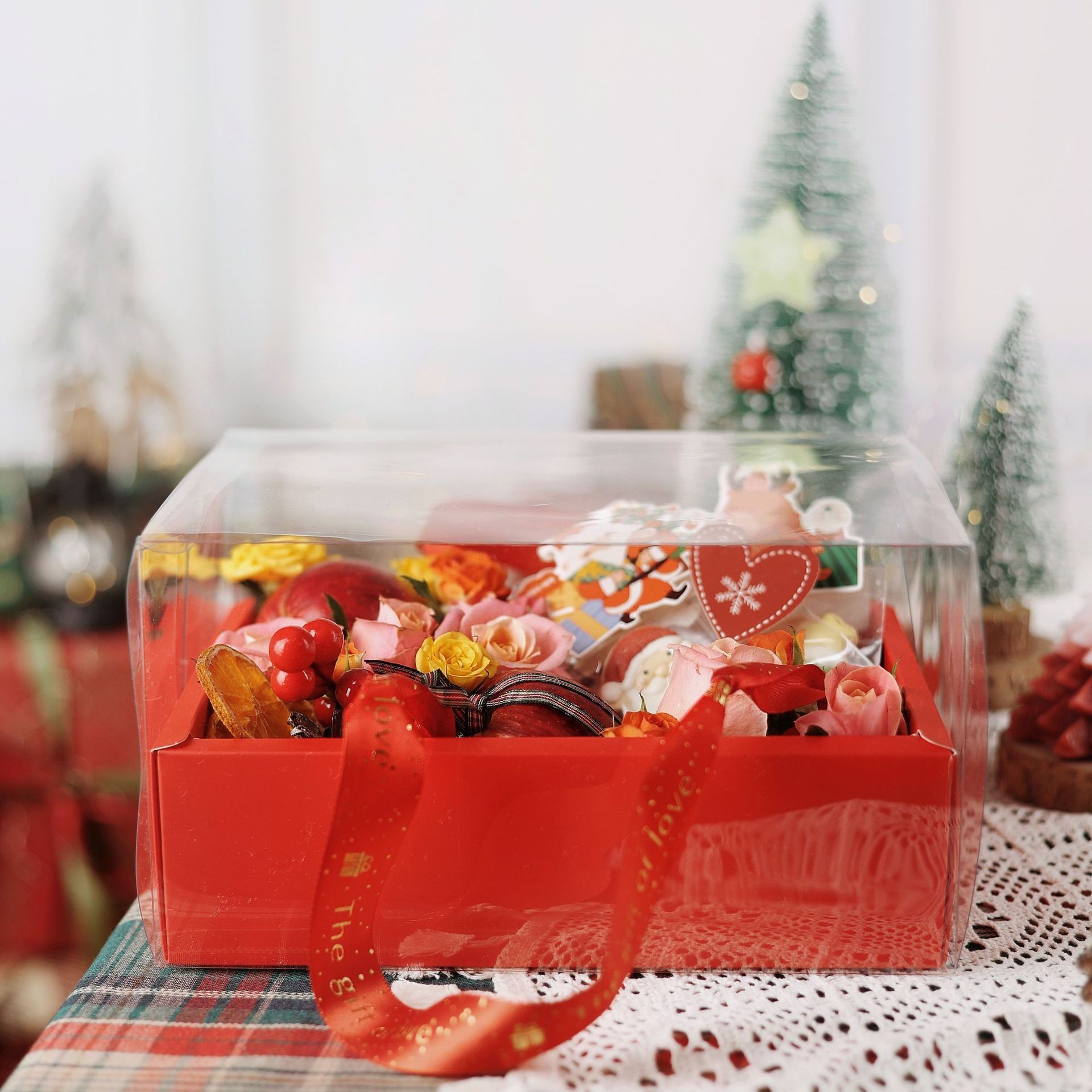 2023红色圣诞鲜花礼盒苹果盒圣诞牛轧糖糯米船饼干食品包装盒