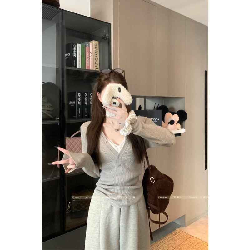 纽扣锁骨衫心机设计V领修身弹力显瘦纽扣针织上衣女装毛织衫工厂|undefined