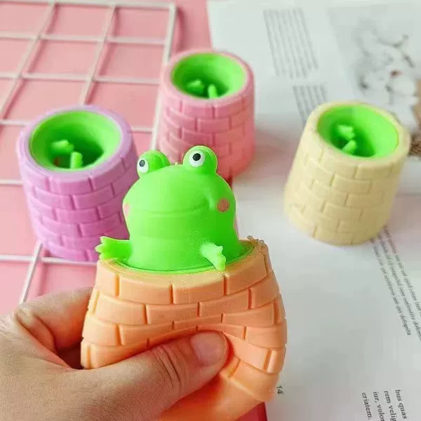 Frog cup