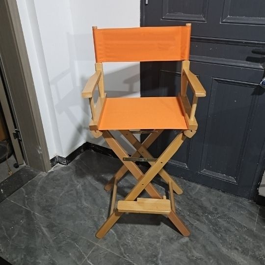 Silla de madera sólida silla de ocio silla de dormitorio silla de bar alto silla de fotos de red silla de empresa de exhibición de clavos taburete LOGO