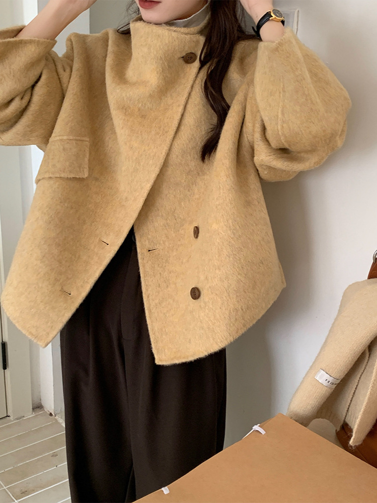 6801 韓国版インスタイルの個性的なデザイン、小柄な女性向けのゆったりとしたスタンドカラーウールコート、25年秋冬新作