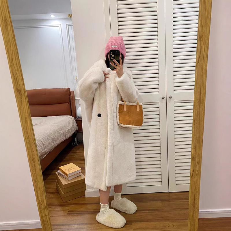 Teddy Bear Imitation Velvet Mink Outwear Suit Collar Long Mink Velvet Environmentally Friendly Fur Women's Winter Fur Outwear Teddy Bear Imitation Velvet Mink Outwear Suit Collar Long Mink Velvet Environmentally Friendly Fur Women's Winter Fur Outwear