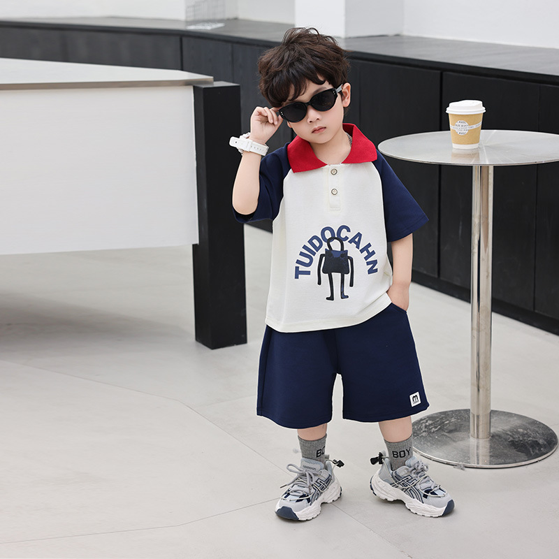7200 traje de manga corta de ropa deportiva de verano para niños 2025 nueva camisa POLO delgada pantalones cortos para niños de dos piezas de moda