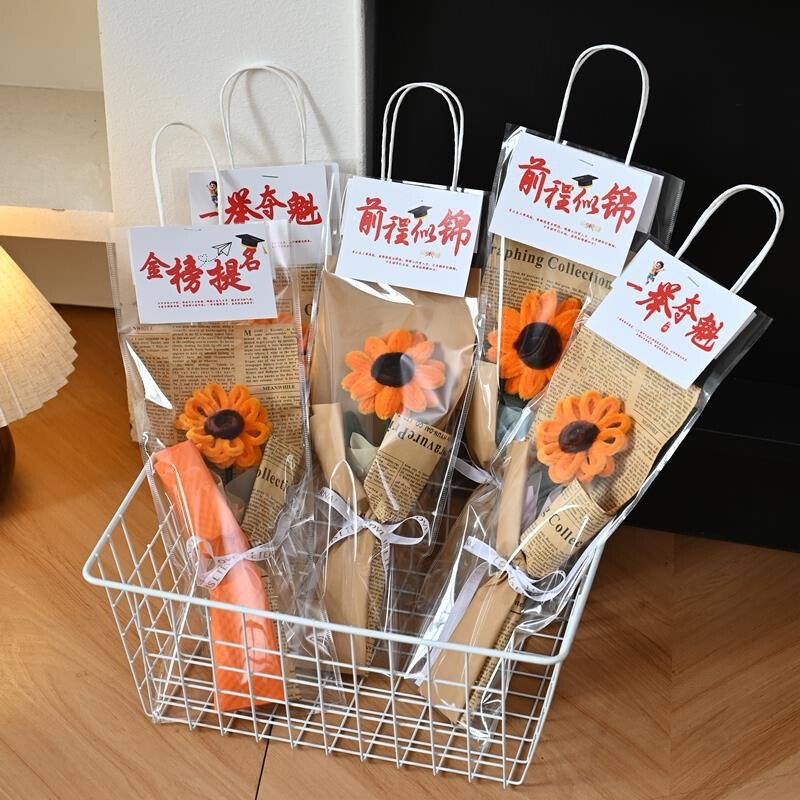 Winning the Top Prize in One Fell Swoop: Graduation Season Twisty Stick Sunflower Bouquet, Handmade DIY Artificial Flowers for High School and College Entrance Exam Success