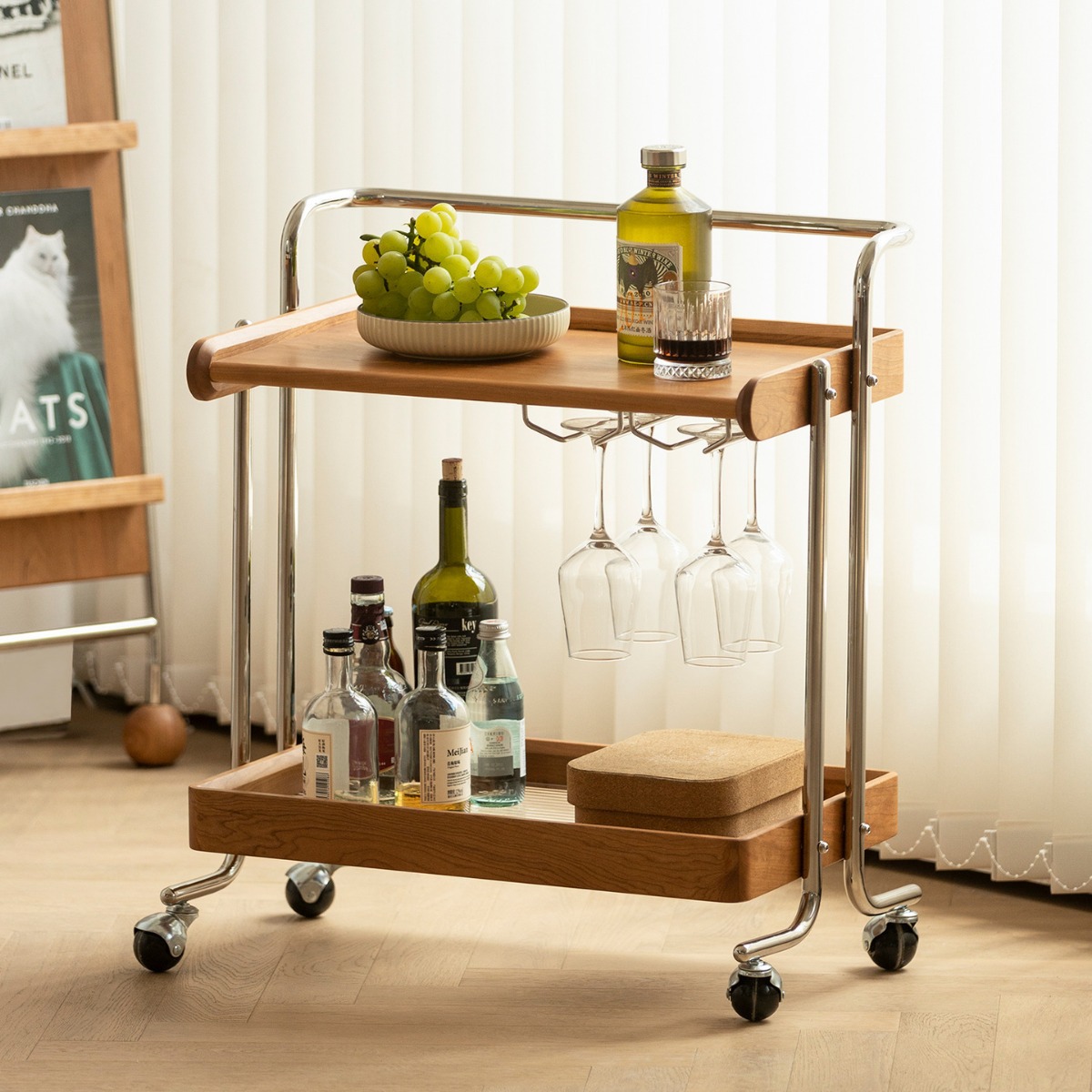 Antique small wooden-handled cart with cherry wood storage rack for living room coffee table sofa mobile cart with wooden edges