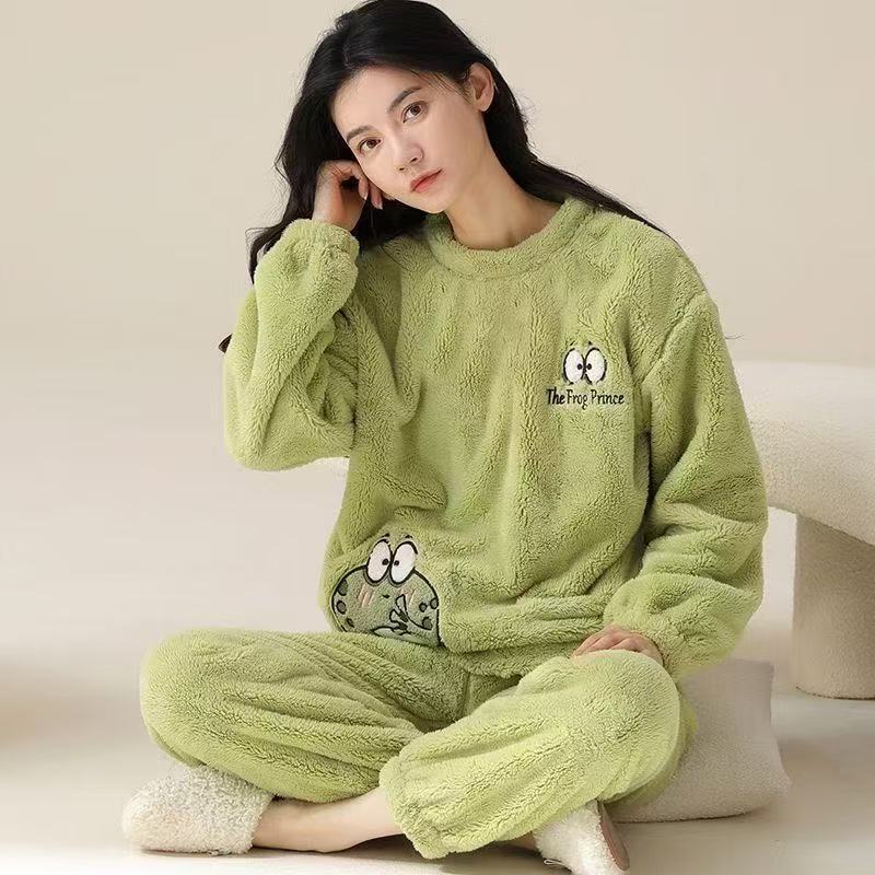 Franela al por mayor transfronteriza otoño invierno engrosado dulces dibujos animados sueltos chaqueta casual de coral pijama ropa doméstica de mujer