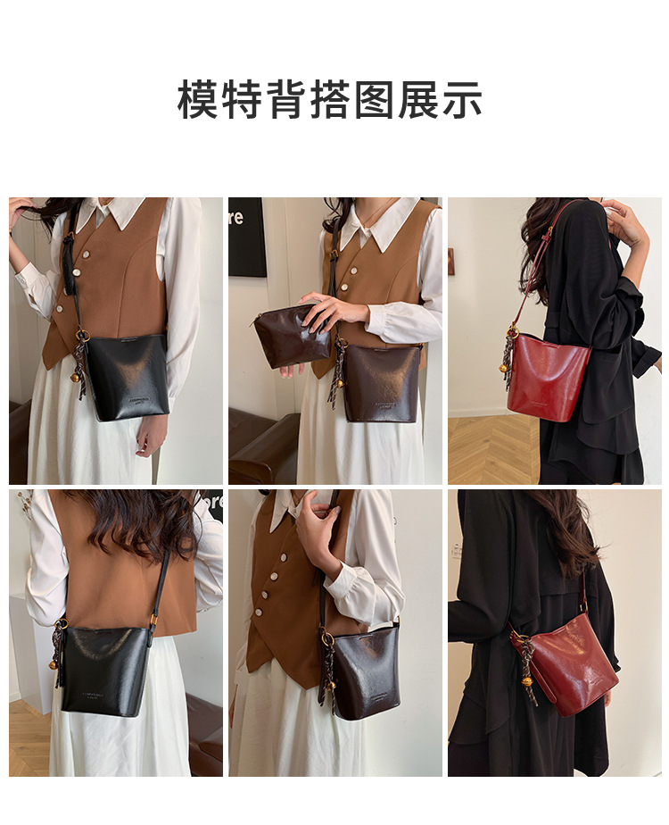 This year, the retro and fashionable women's 2024 new models are popular. This year, single-shoulder crossbody bags, large-capacity hand-held bucket bags, and cross-border bags are all in vogue undefined